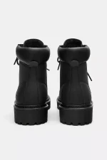 Botas acordonadas STWD 10.webp