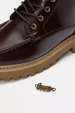 Botas acordonadas STWD 19.webp