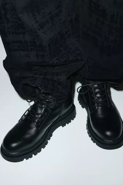 Botas acordonadas forradas 1.webp
