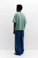Camiseta con estampado del universo de STWD 6.webp