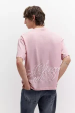Camiseta rosa STWD 3.webp