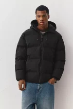 Heat sealed quilted jacket with hood 1.webp