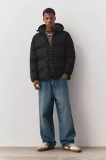 Heat sealed quilted jacket with hood 4.webp