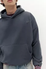 Sudadera capucha bordado STWD 2.webp