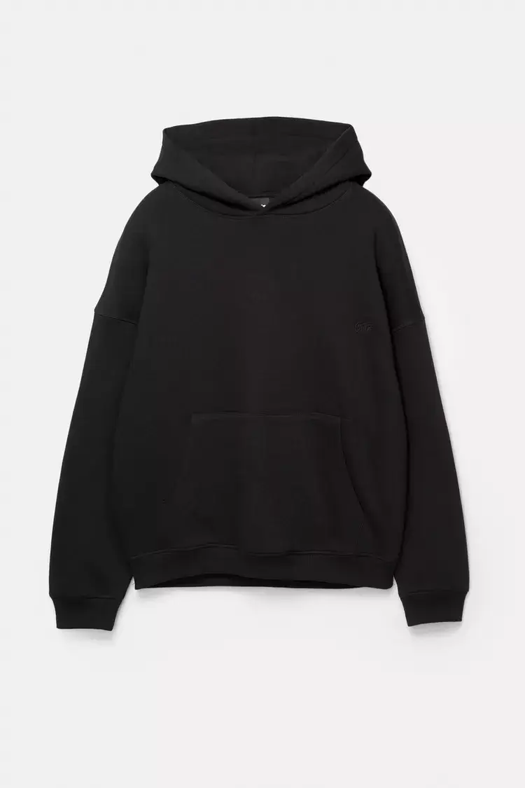 Sudadera capucha bordado STWD 22.webp Sudadera capucha bordado STWD 22.webp