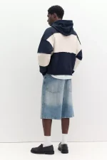 Sudadera capucha paneles STWD Studio 4.webp